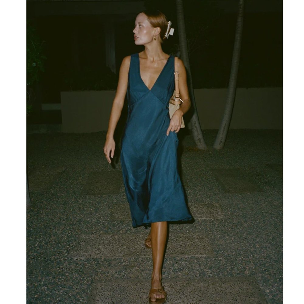 NWT Ciao Lucia Silvana Dress Midnight, Sz M R$450 - SOLD OUT